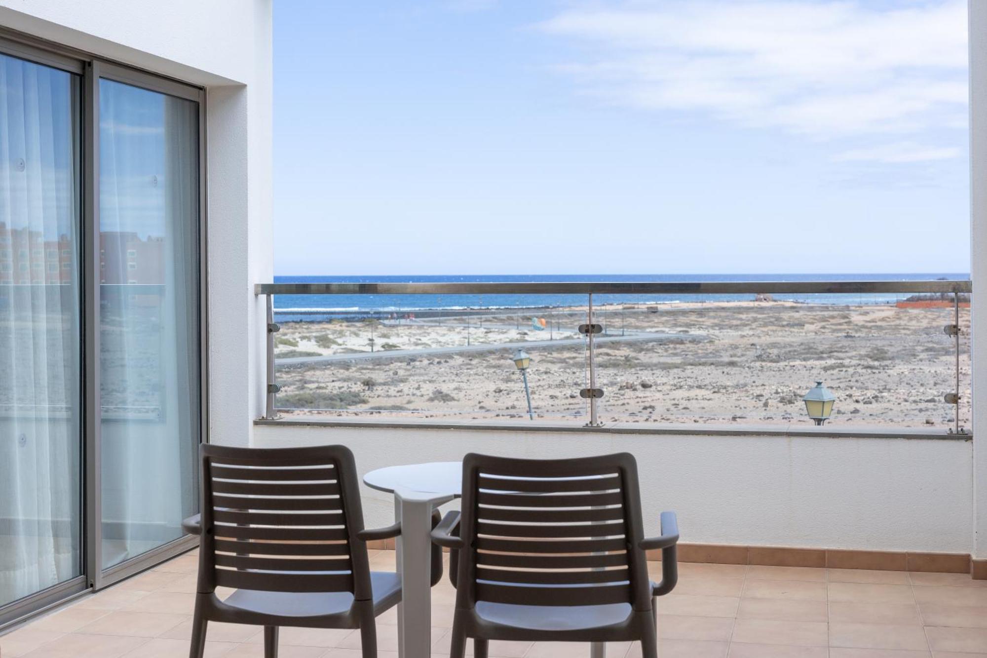 Villas Eurostars Las Salinas 科斯塔卡莱塔 外观 照片